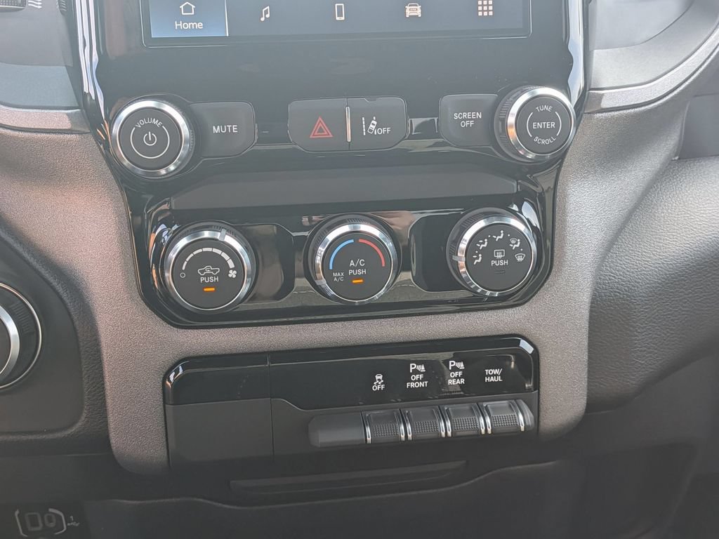 New 2026 RAM 1500 Express RWD image 19