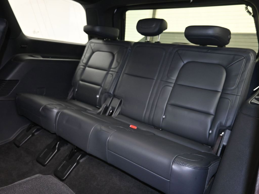 Used 2024 Lincoln Navigator Reserve image 25