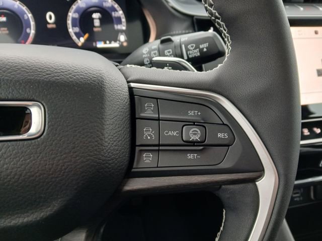 New 2026 Jeep Grand Cherokee Limited w/ Limited Altitude Package image 15