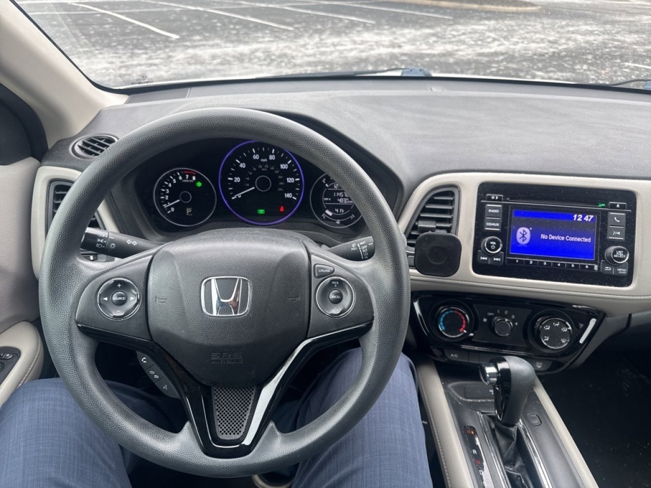 Used 2016 Honda HR-V LX image 30
