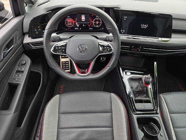 Used 2023 Volkswagen GTI SE w/ SE Leather Package FWD image 11