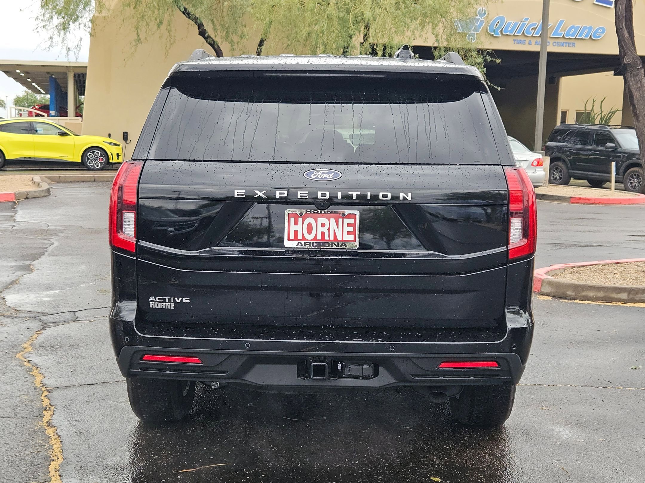 New 2025 Ford Expedition Active image 3