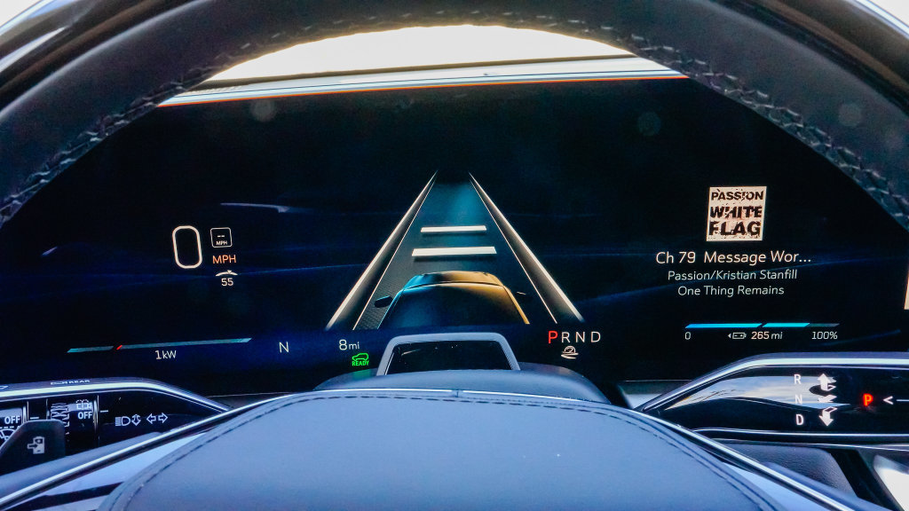 New 2027 Cadillac Lyriq Signature Sport RWD image 16
