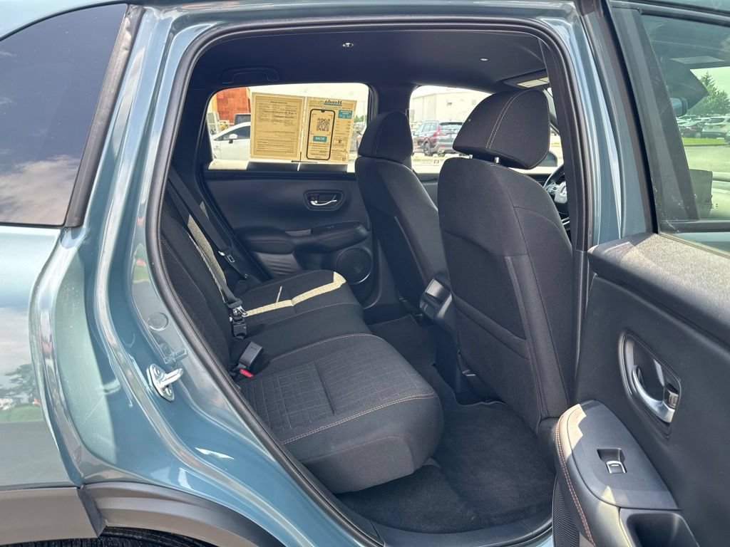 Certified 2025 Honda HR-V Sport image 36