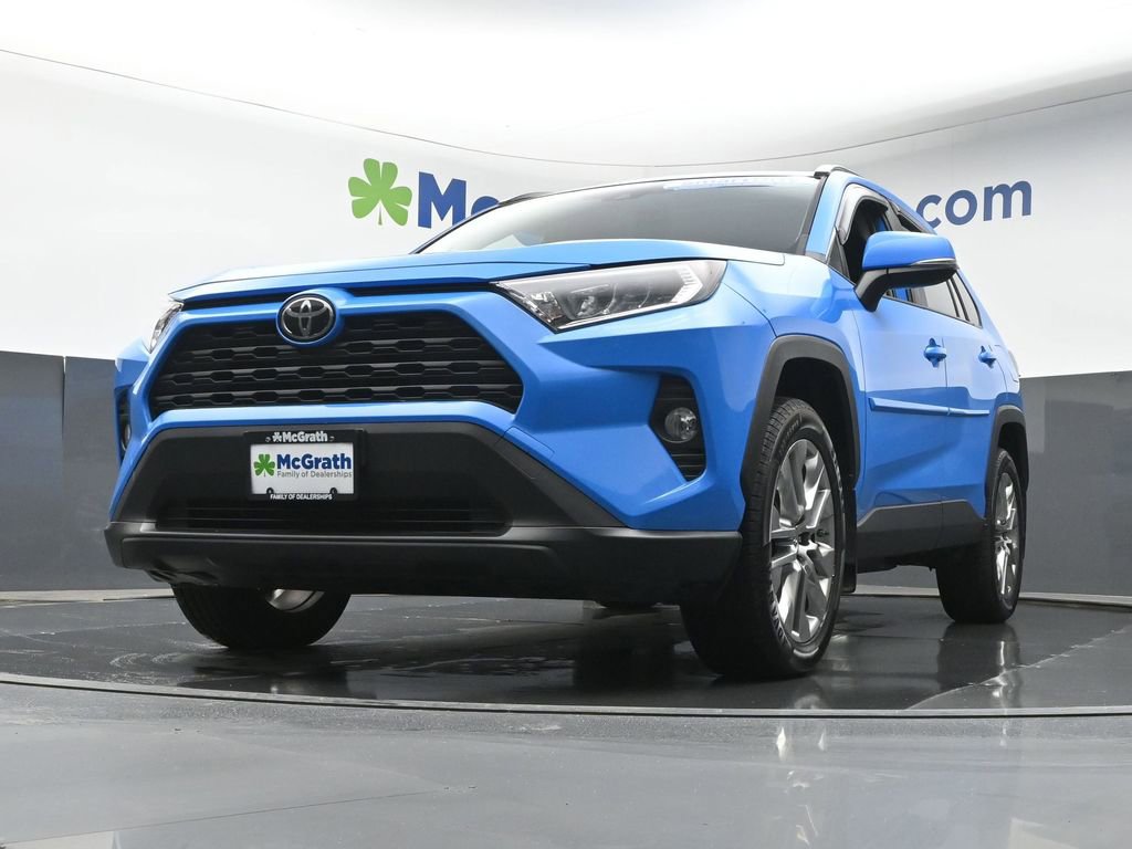 Used 2019 Toyota RAV4 XLE Premium w/ Cold Weather Package image 6