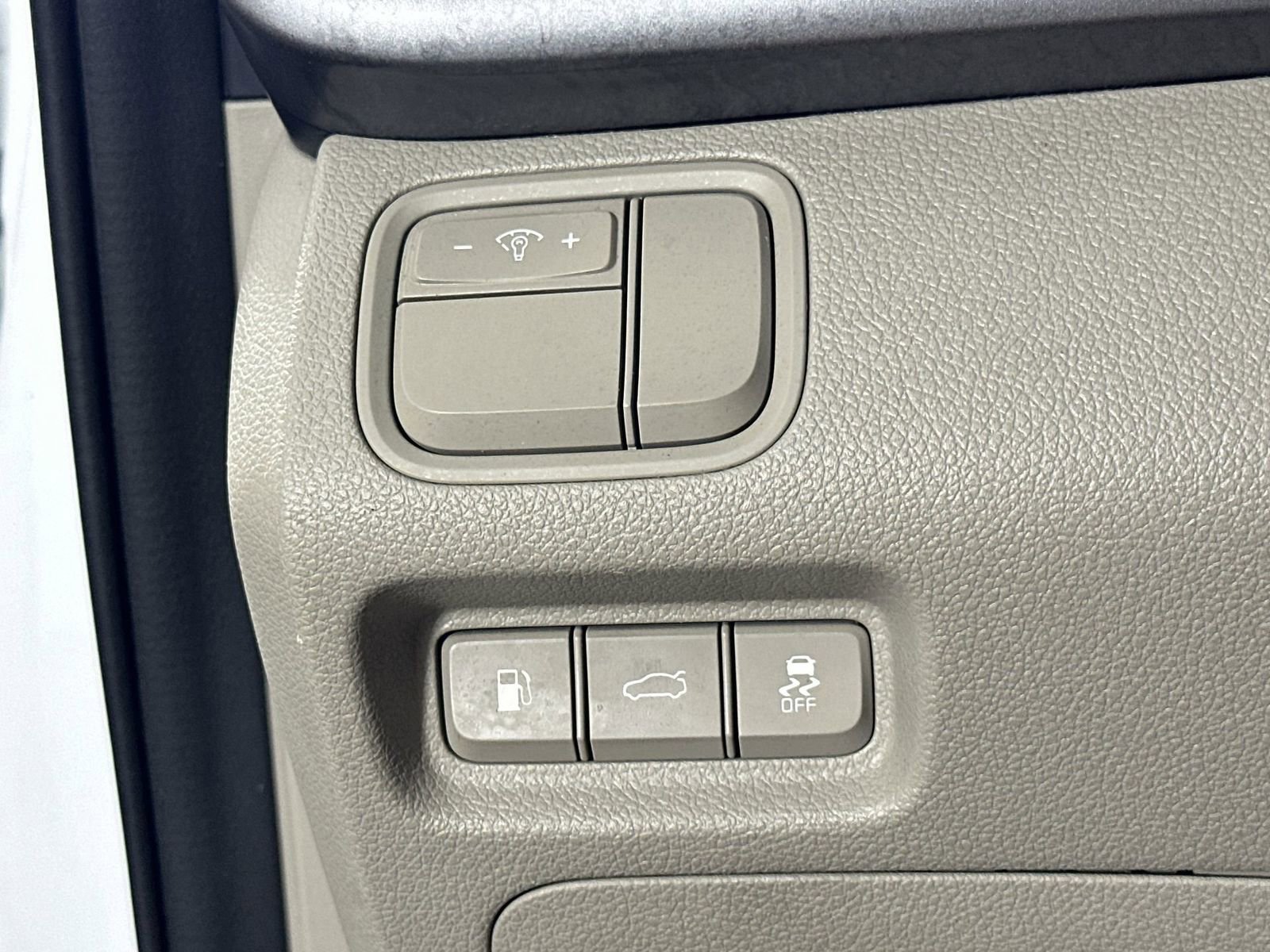 Used 2017 Kia Optima LX image 26