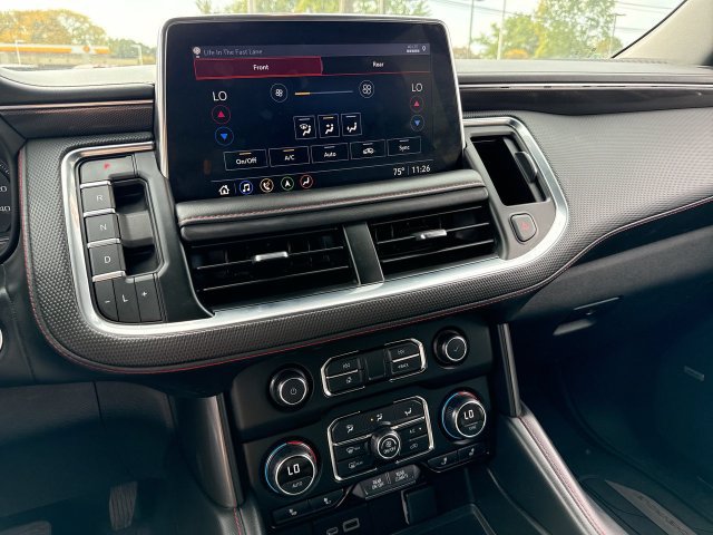 Used 2021 Chevrolet Suburban RST w/ Luxury Package AWD/4WD image 19