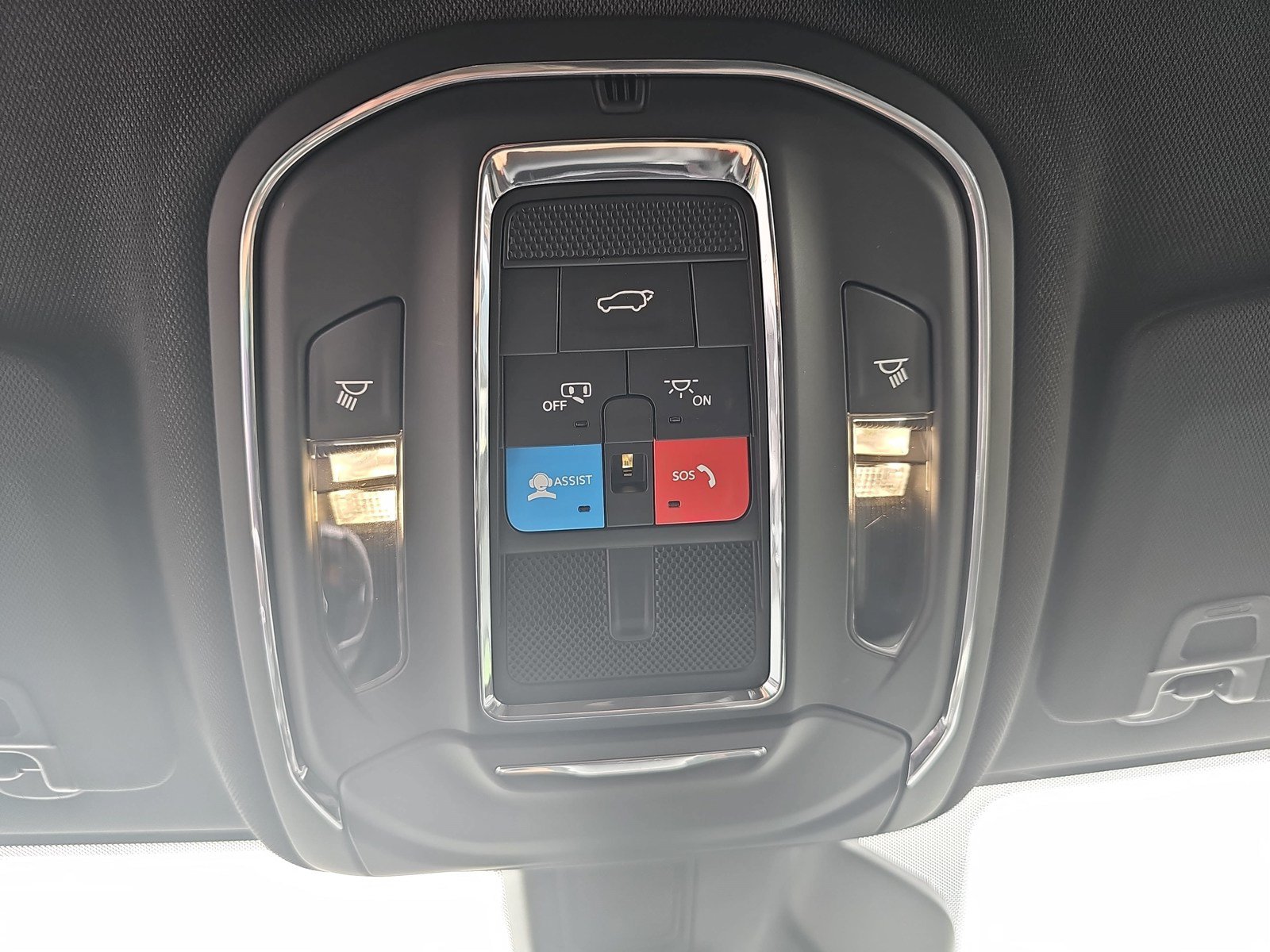 Used 2023 Jeep Grand Cherokee L Laredo RWD image 33