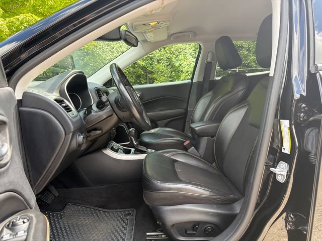 Used 2018 Jeep Compass Latitude w/ Popular Equipment Group AWD/4WD image 24