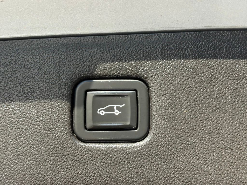 Used 2021 Chevrolet Blazer Premier w/ Driver Confidence II Package image 24