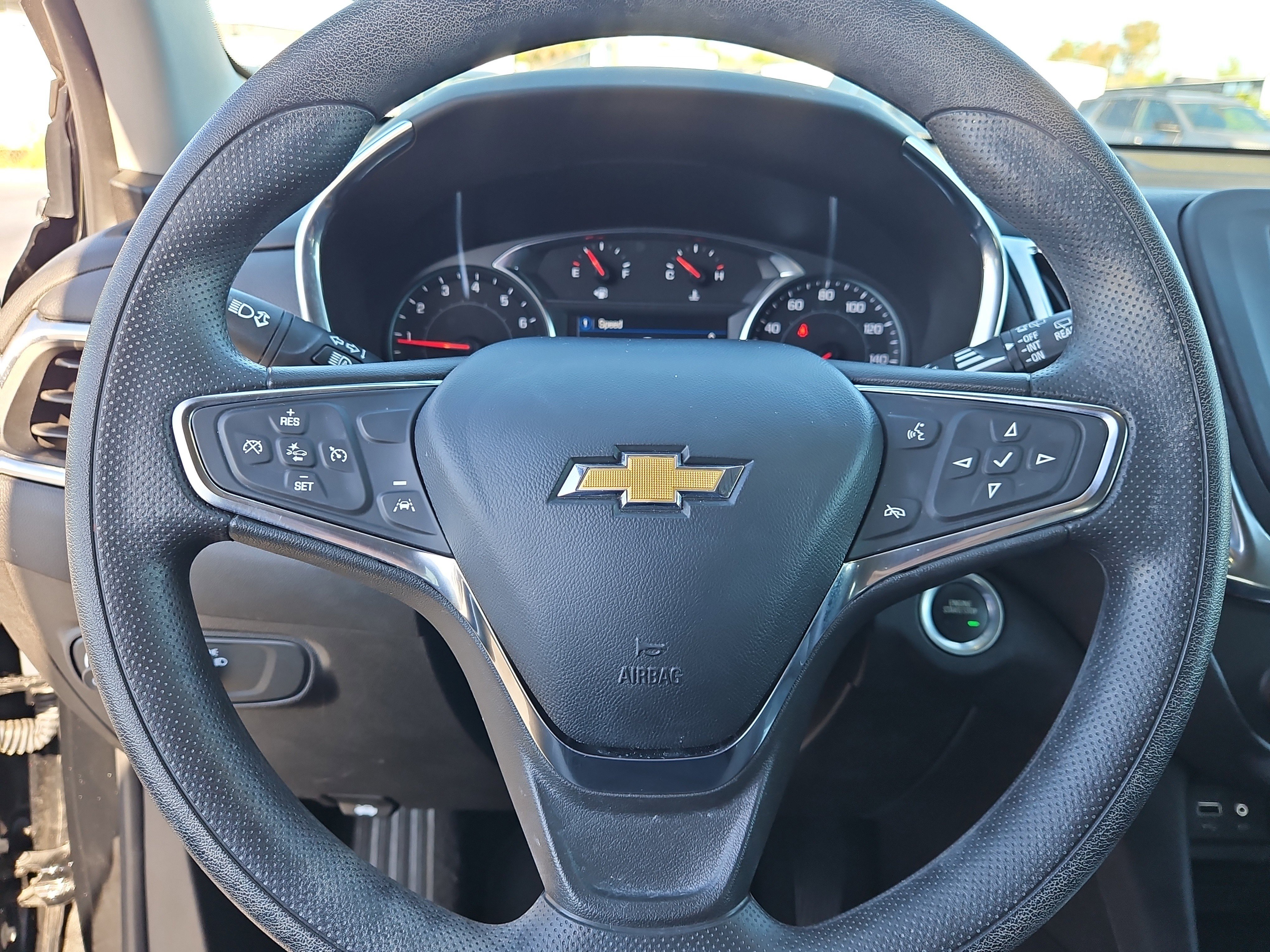 Used 2024 Chevrolet Equinox LT FWD image 20