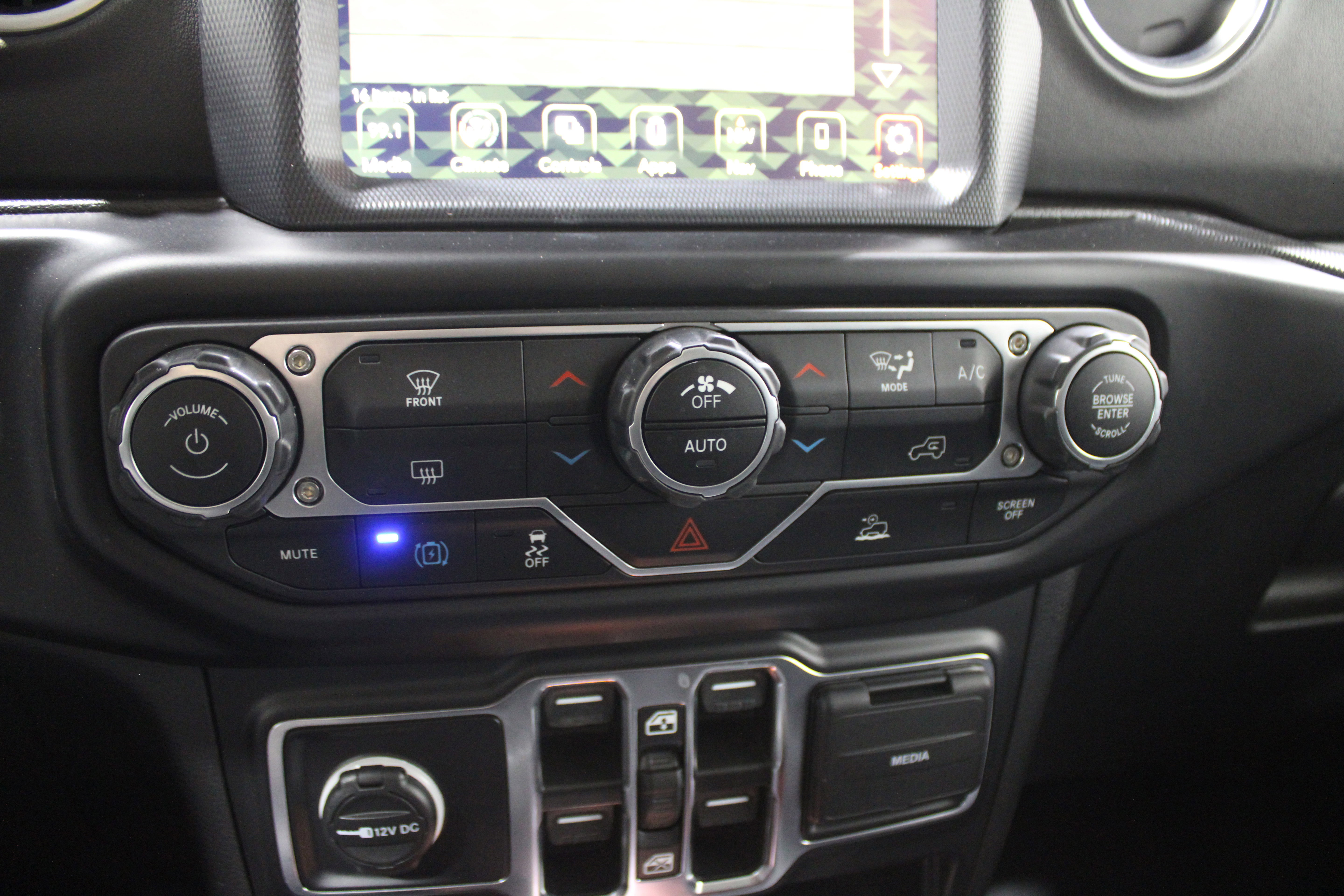 Used 2021 Jeep Wrangler Unlimited Rubicon 4xe image 20