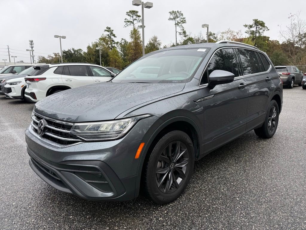 Used 2023 Volkswagen Tiguan SE