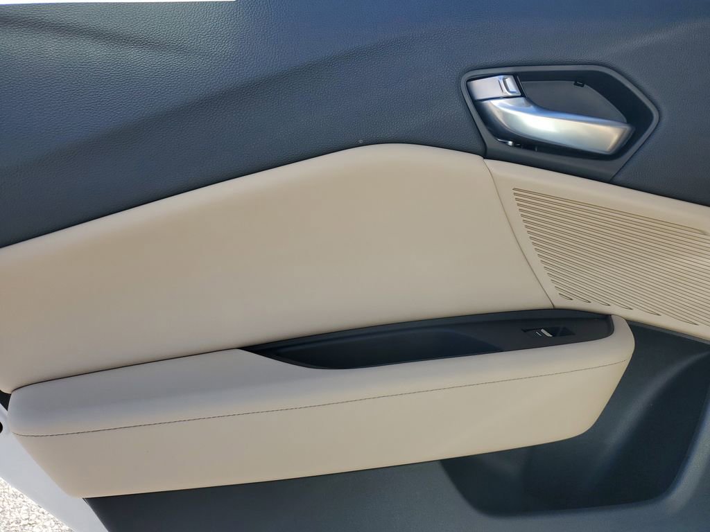 Certified 2025 Acura TLX w/ Technology Package image 13