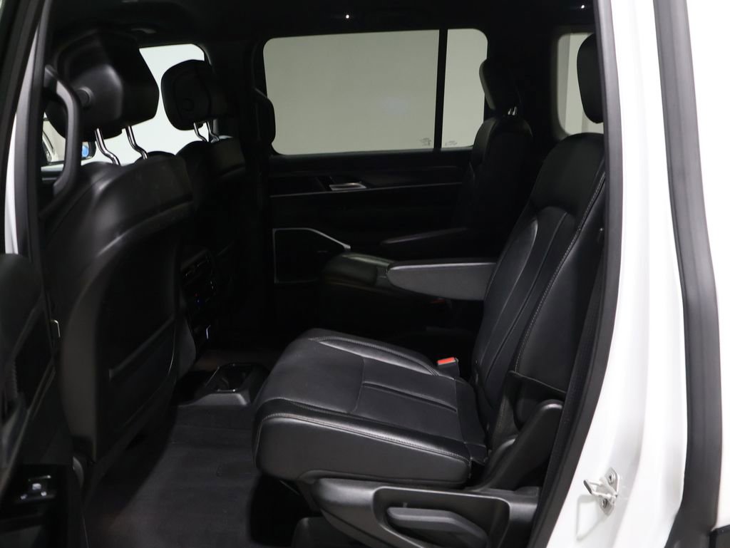 Certified 2024 Jeep Wagoneer Series II image 18