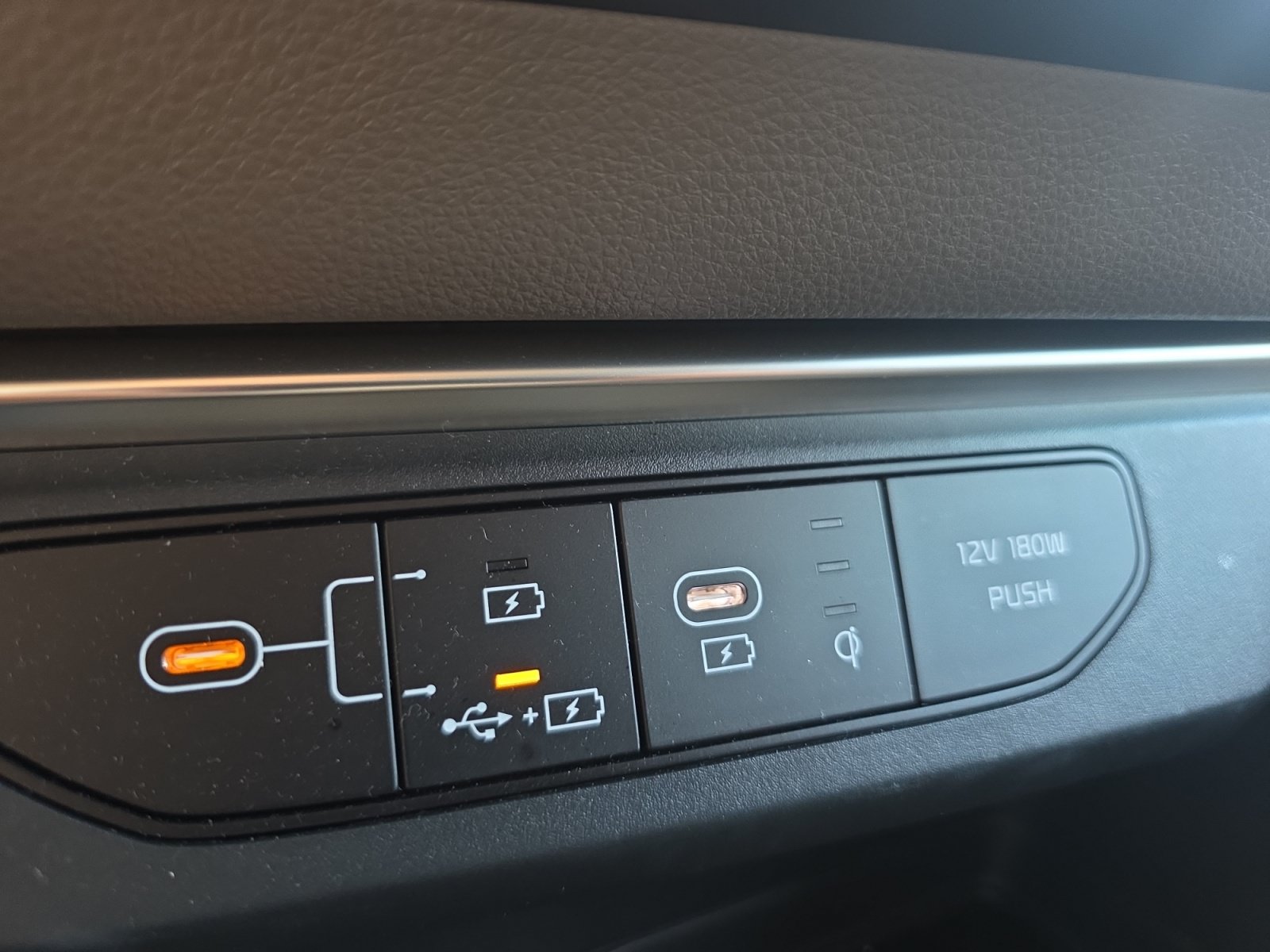 Used 2026 Kia Carnival EX FWD image 14