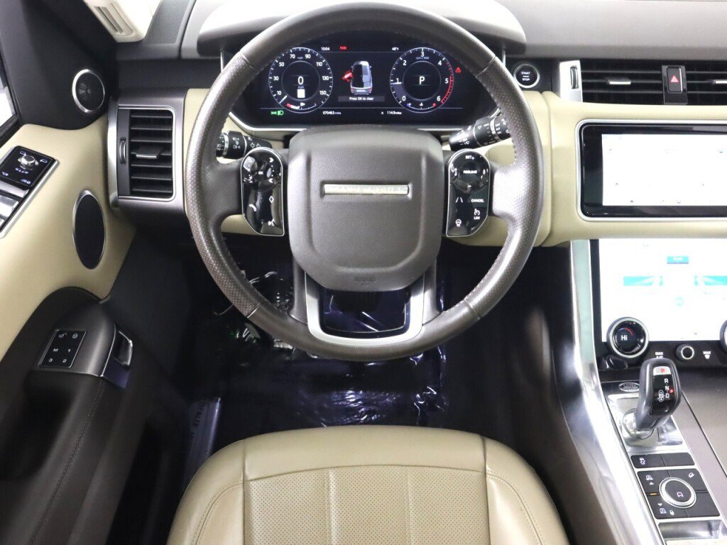 Used 2020 Land Rover Range Rover Sport HSE image 32