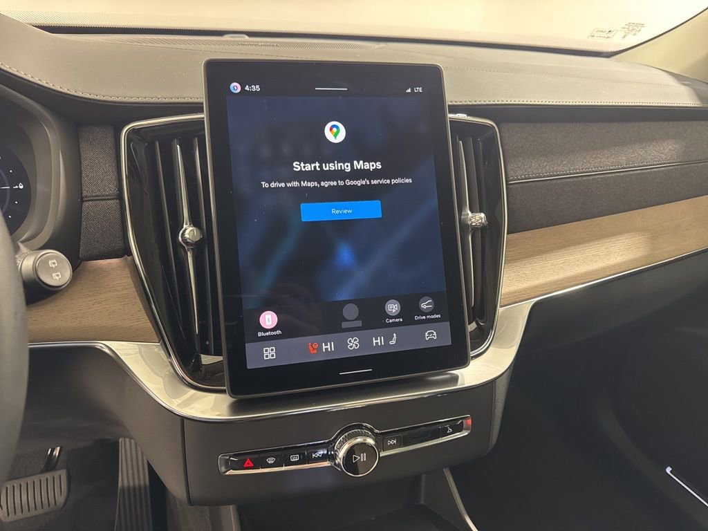 New 2026 Volvo XC90 T8 Plus w/ Protection Package Premier image 13