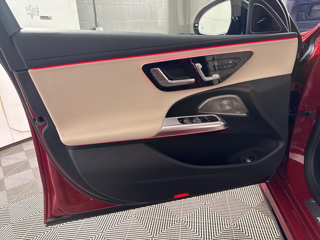 Certified 2025 Mercedes-Benz E 350 4MATIC Sedan image 15