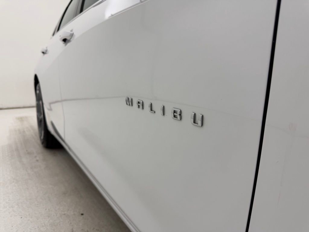 Used 2024 Chevrolet Malibu LT FWD image 17