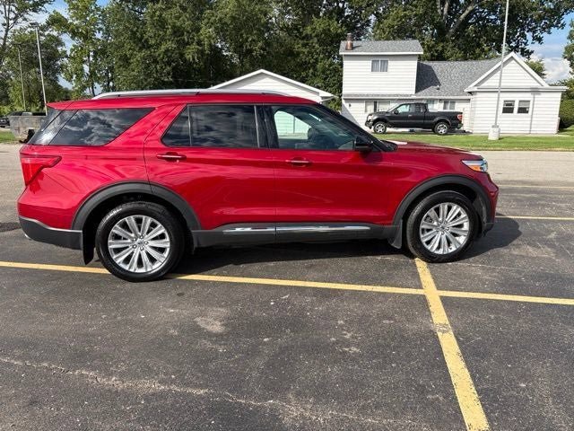 Used 2021 Ford Explorer Limited w/ Equipment Group 301A AWD/4WD image 2