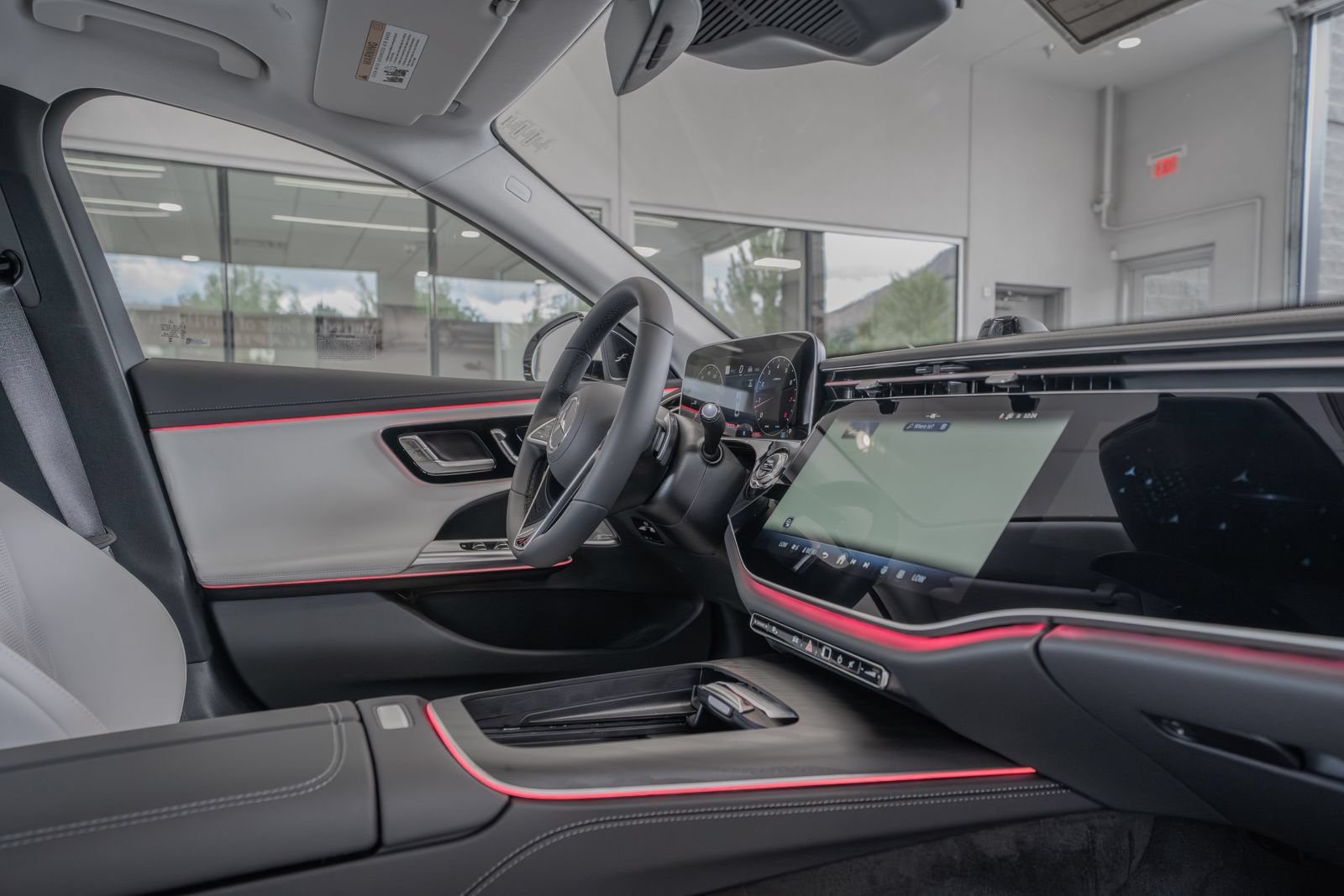 Used 2026 Mercedes-Benz E 350 4MATIC Sedan image 18