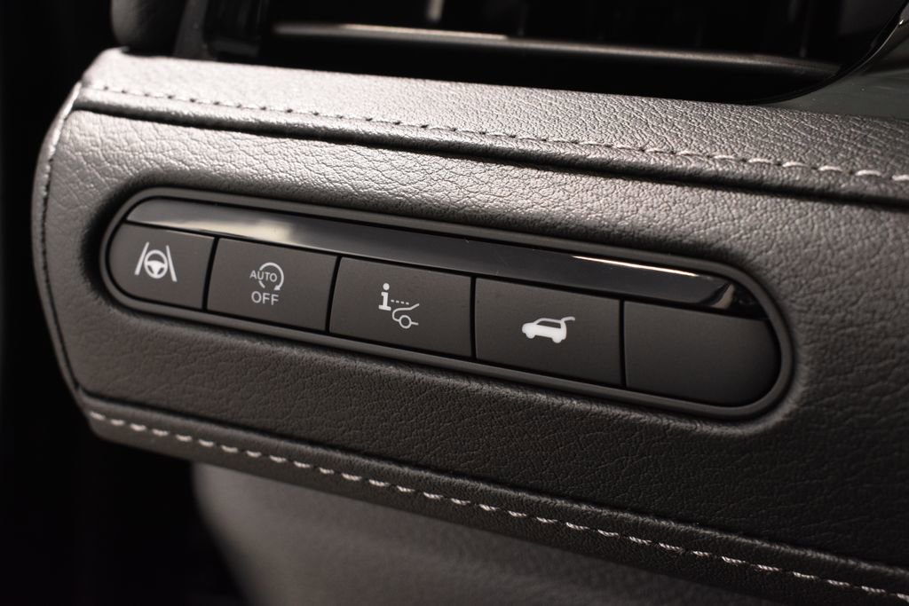 New 2026 INFINITI QX80 Luxe w/ Cargo Package image 18