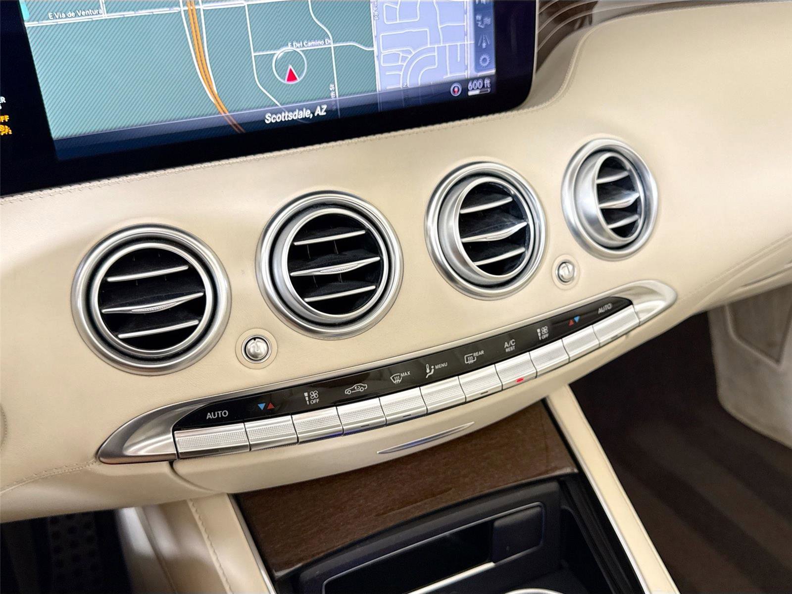 Used 2019 Mercedes-Benz S 560 Cabriolet image 22