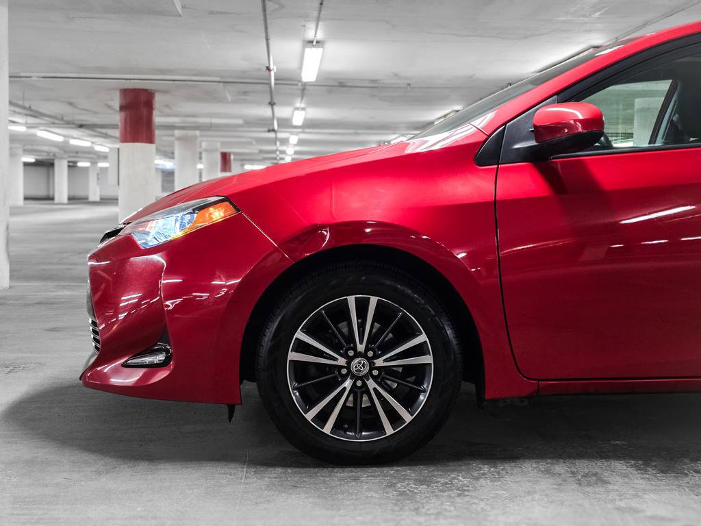 Used 2017 Toyota Corolla LE w/ LE Premium Package w/Moonroof FWD image 15