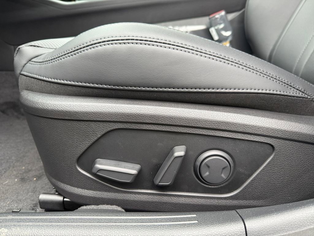 New 2026 Kia K5 EX image 10