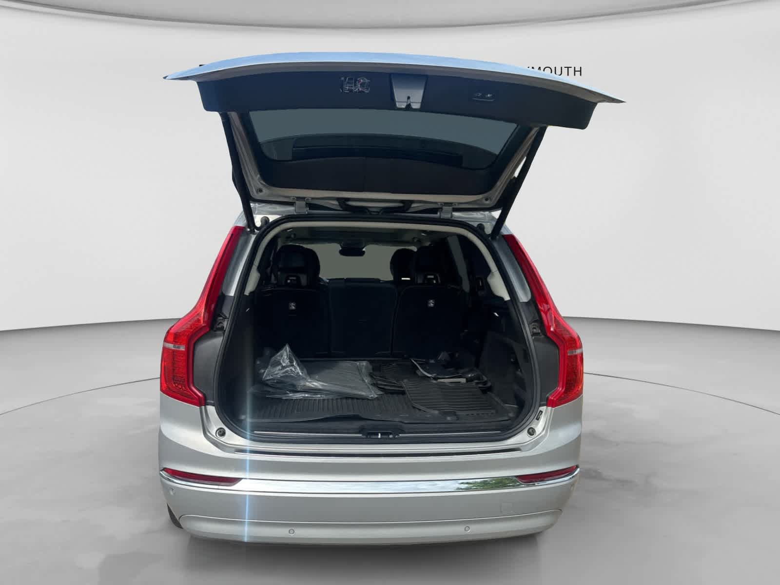 Used 2023 Volvo XC90 B6 Plus w/ Protection Package Premier AWD/4WD image 8