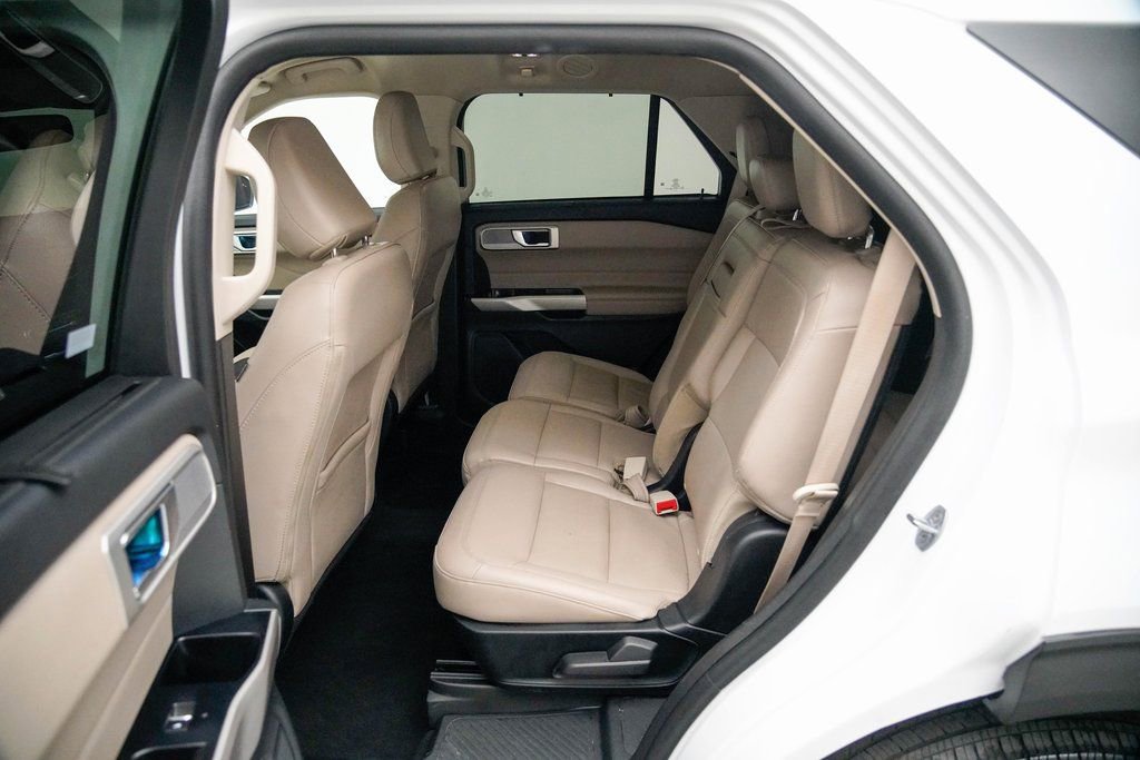 Used 2023 Ford Explorer Limited AWD/4WD image 24