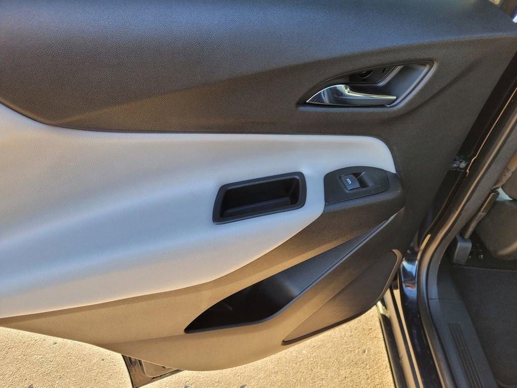 Used 2020 Chevrolet Equinox LT image 15