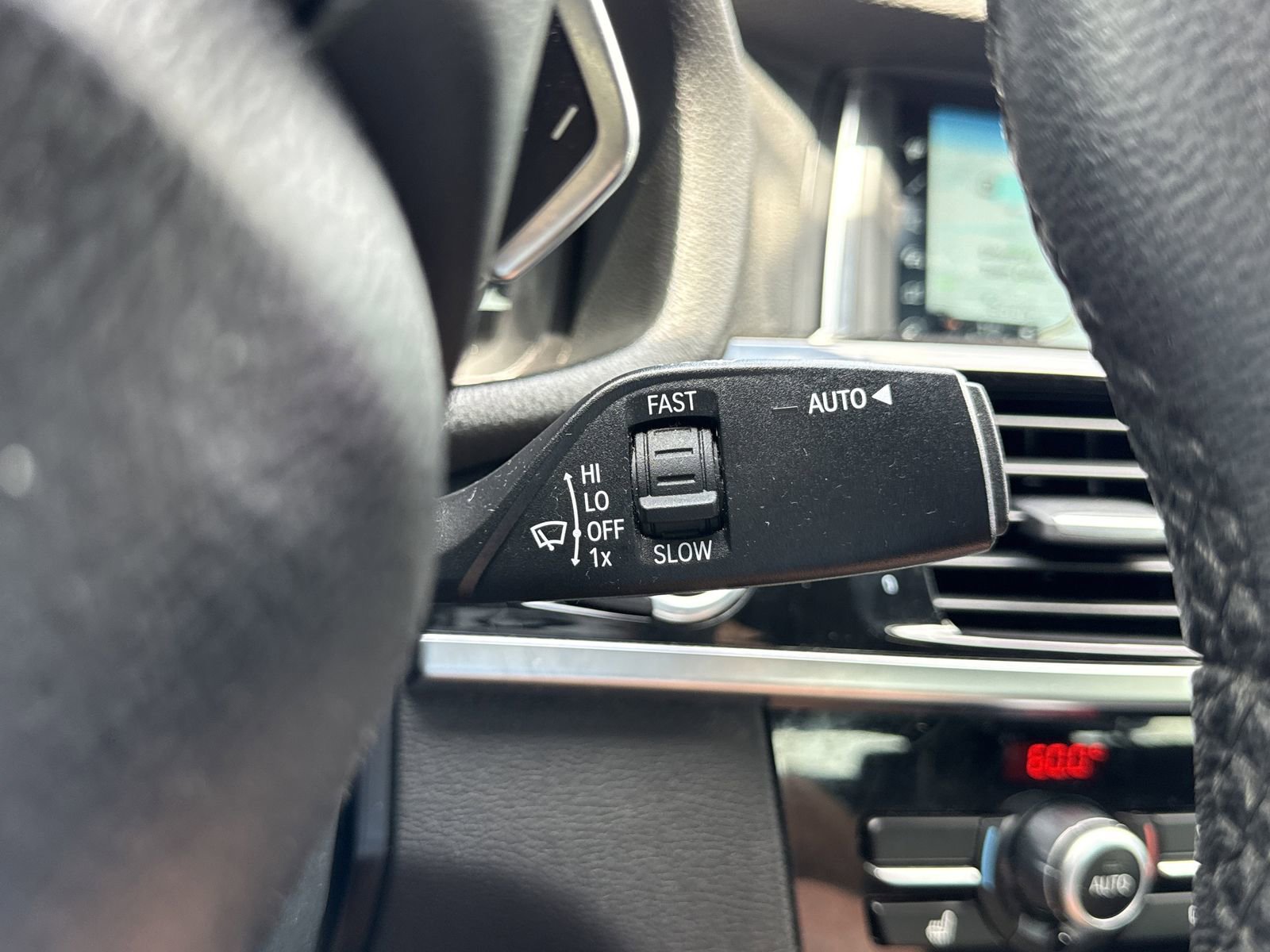 Used 2018 BMW X4 xDrive28i AWD/4WD image 22