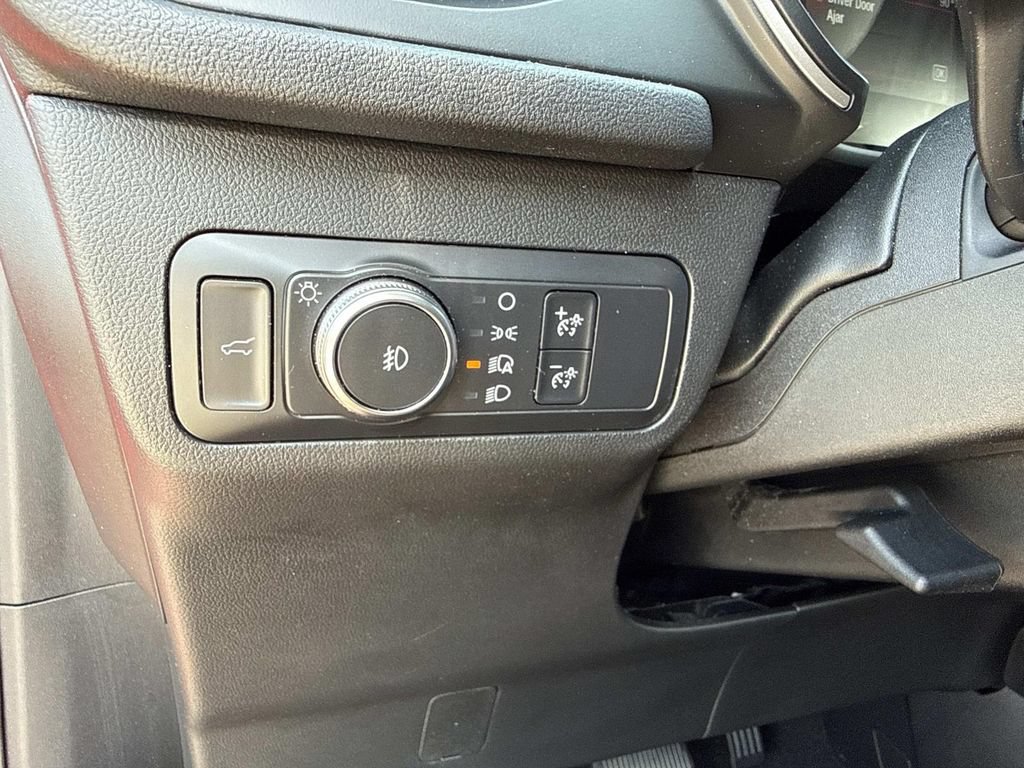 Used 2020 Ford Escape SEL FWD image 32