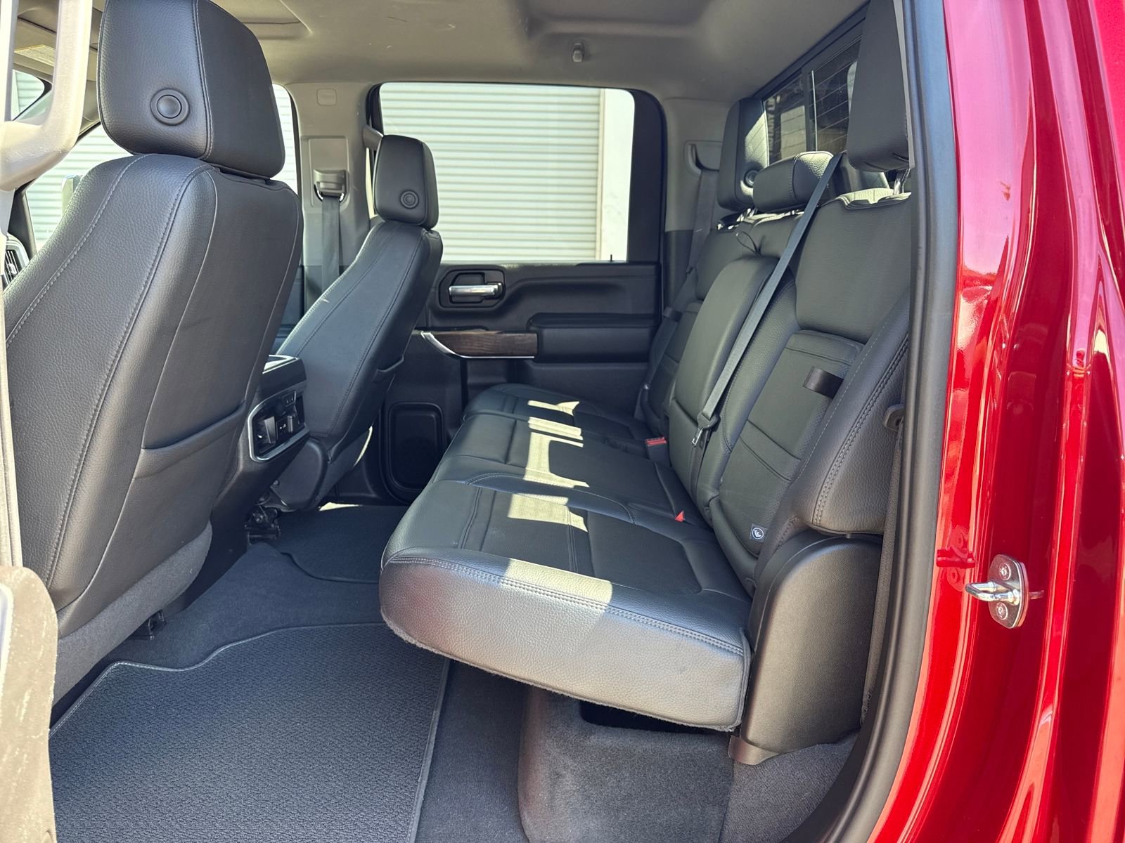 Used 2023 GMC Sierra 3500 Denali w/ Denali Ultimate Package image 25