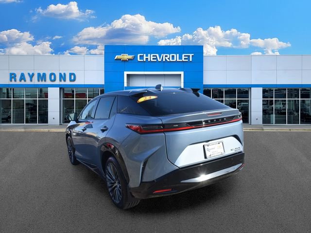 Used 2024 Lexus RZ 450e Premium w/ Accessory Package (2T) AWD/4WD image 5