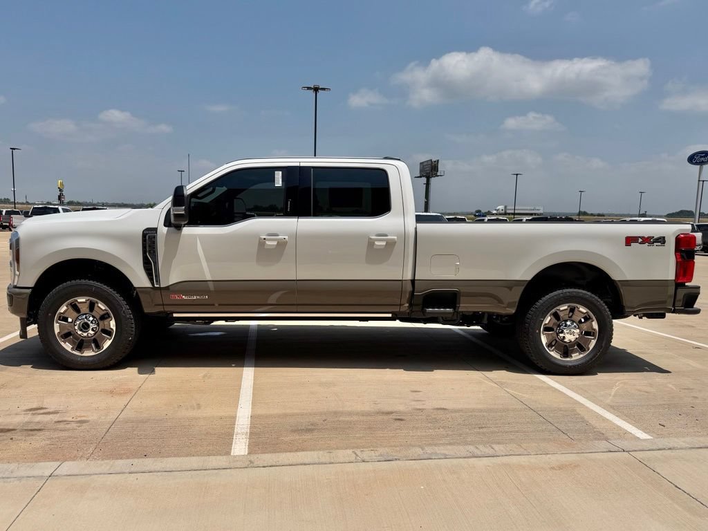 New 2026 Ford F350 King Ranch w/ FX4 Off-Road Package AWD/4WD image 3