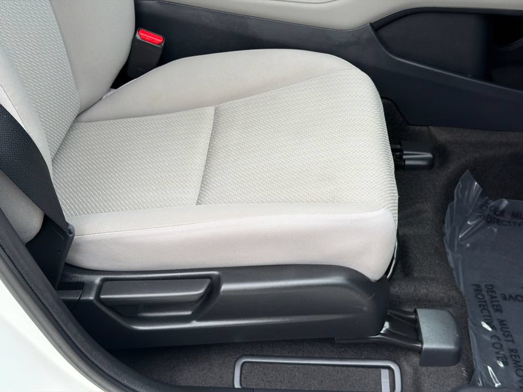 Used 2017 Honda HR-V LX image 11