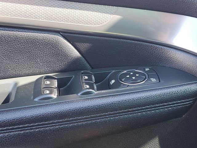 Used 2018 Ford Explorer XLT w/ Equipment Group 202A image 23