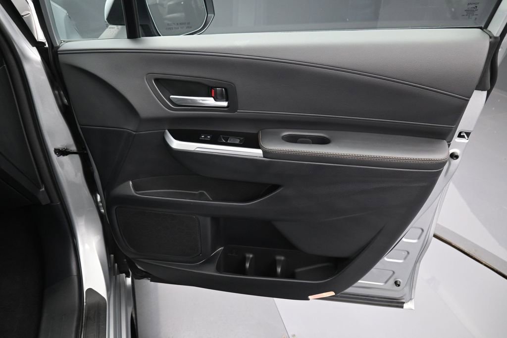 Used 2025 Toyota Sienna Limited AWD/4WD image 41