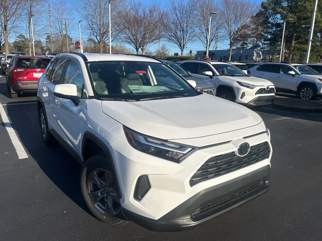 New 2025 Toyota RAV4 XLE