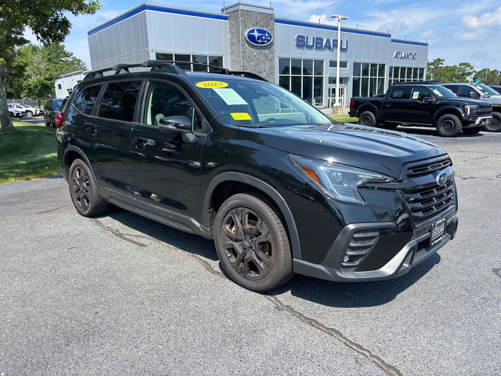 Used 2023 Subaru Ascent Onyx Edition AWD/4WD image 1