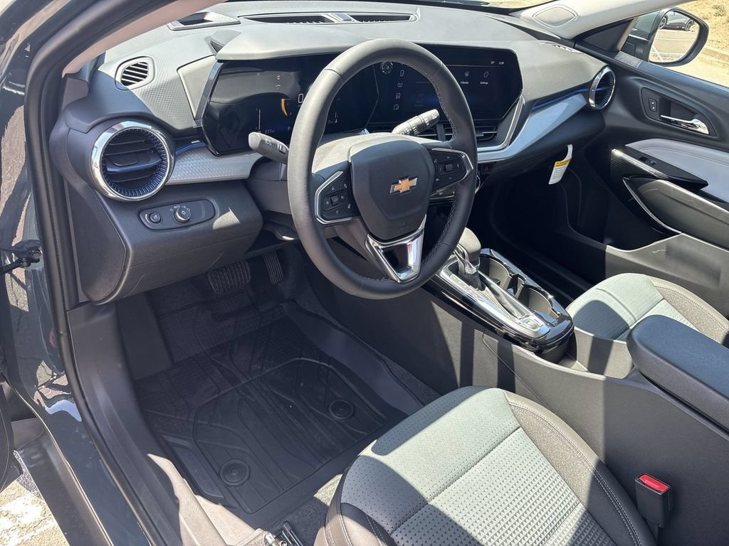 New 2026 Chevrolet Trax LT w/ Driver Confidence Package FWD image 10