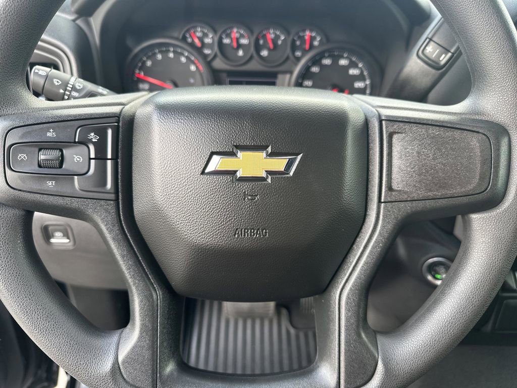 Used 2024 Chevrolet Silverado 1500 Custom image 23