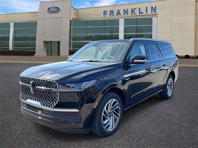 New 2025 Lincoln Navigator L Reserve image 3