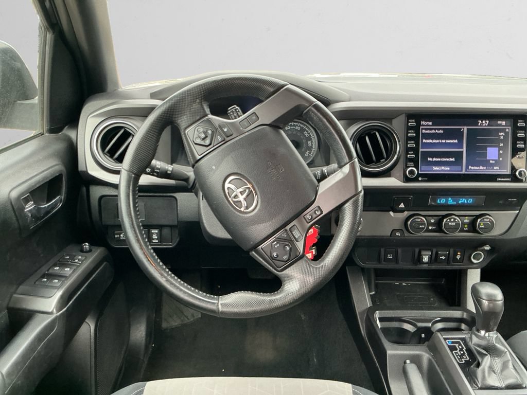 Used 2022 Toyota Tacoma TRD Off-Road RWD image 12