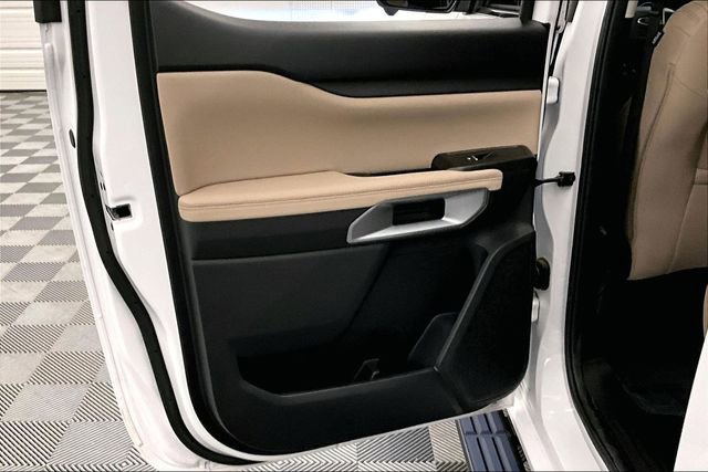 Used 2025 Ford Ranger Lariat w/ FX4 Off-Road Package image 23