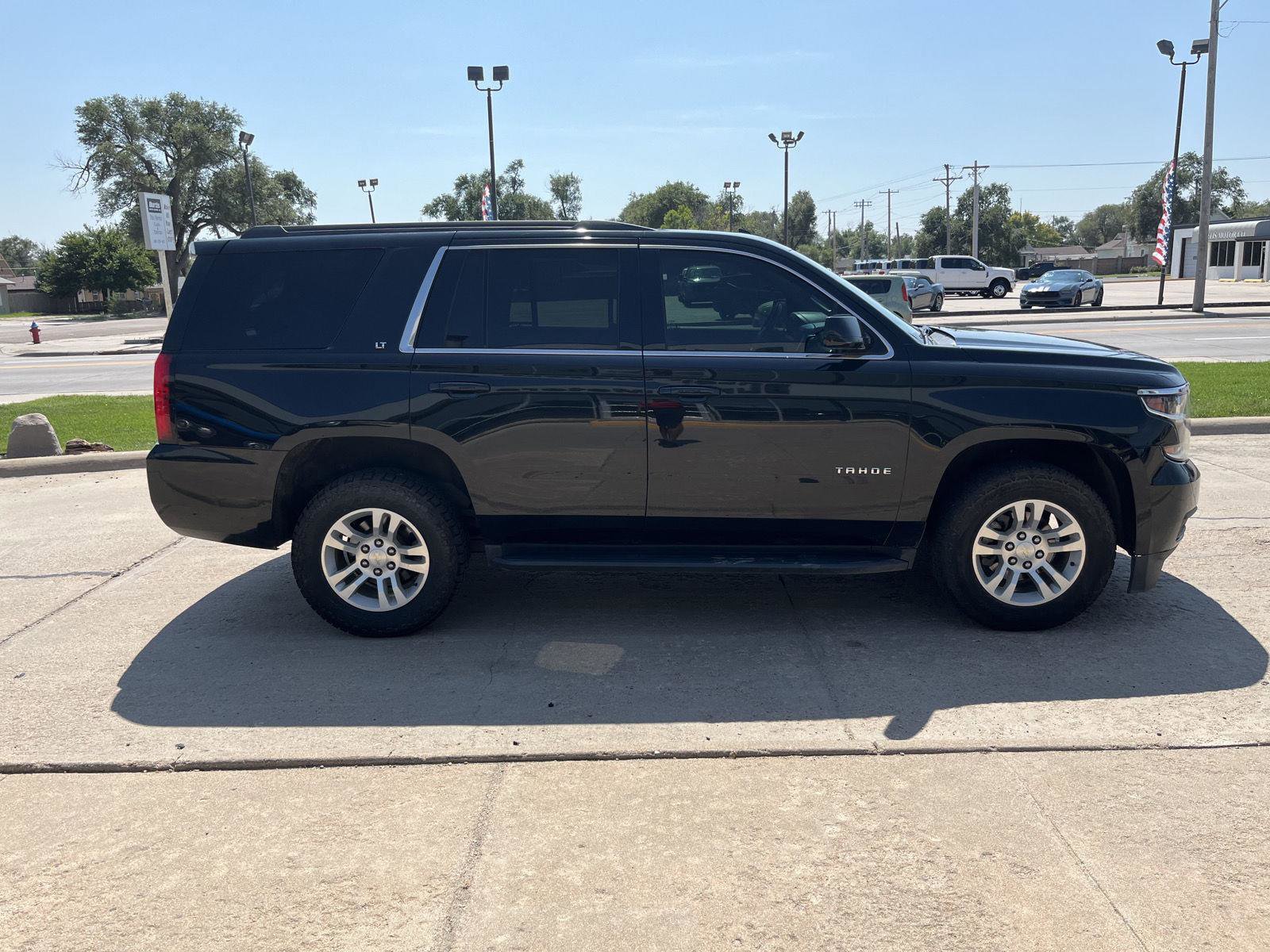 Used 2019 Chevrolet Tahoe LT image 5