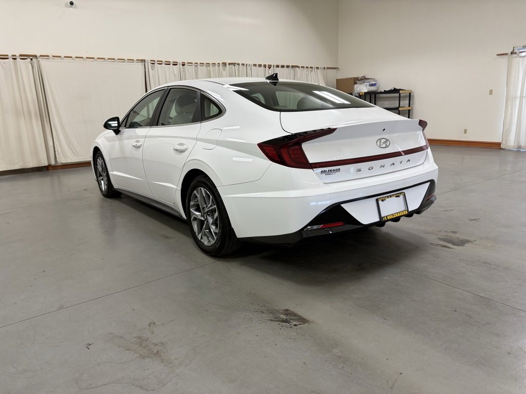 Used 2023 Hyundai Sonata SEL w/ Preferred Accessory Package image 6